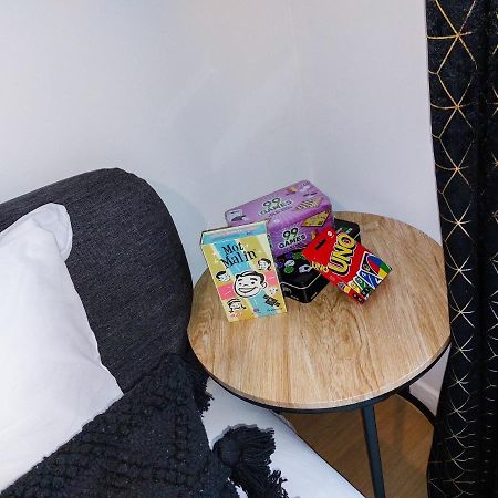 L'Essentiel - Tout Inclus ! Petit Dejeuner, Canal Plus, Netflix, Literie, Serviettes Rouen Exterior photo
