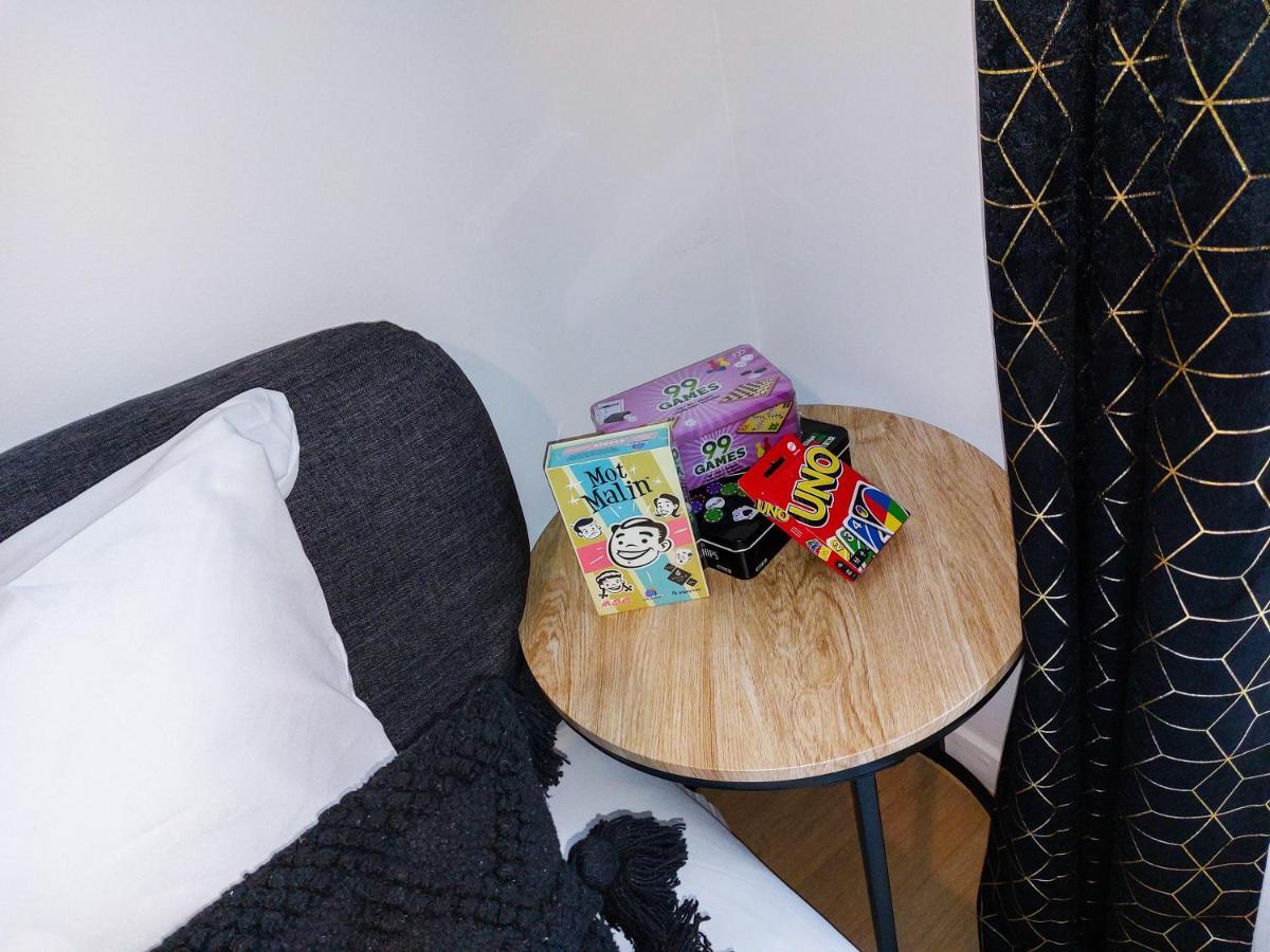 L'Essentiel - Tout Inclus ! Petit Dejeuner, Canal Plus, Netflix, Literie, Serviettes Rouen Exterior photo